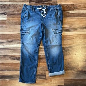 Torrid Weekend jeans Boyfriend Cargo style jeans size 2 regular 2x 18 20